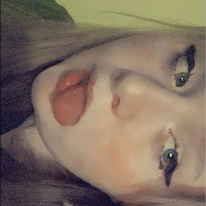 Meet your Posher, Ava